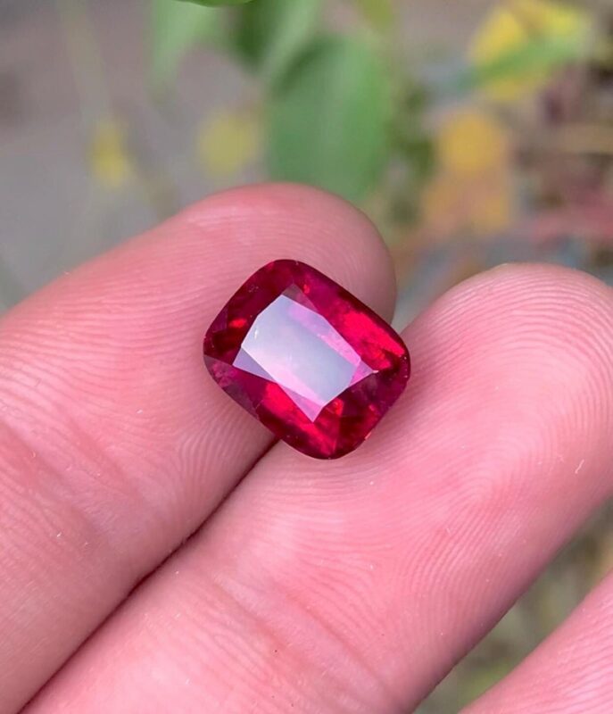 rubellite stone