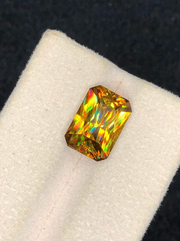 fire natural sphene