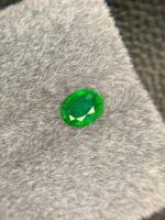 green emerald stone for jewellery
