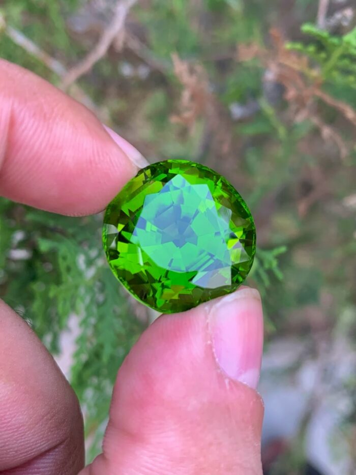 green peridot crystal