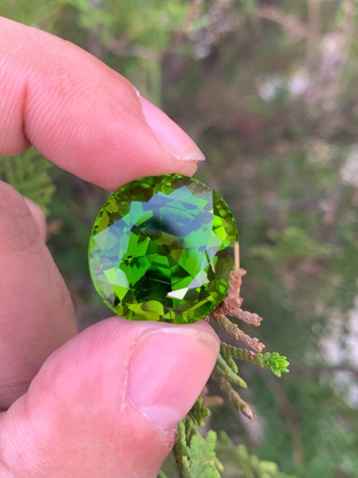 green peridot meaning