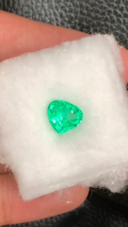 Natural Loose Emerald Gemstone