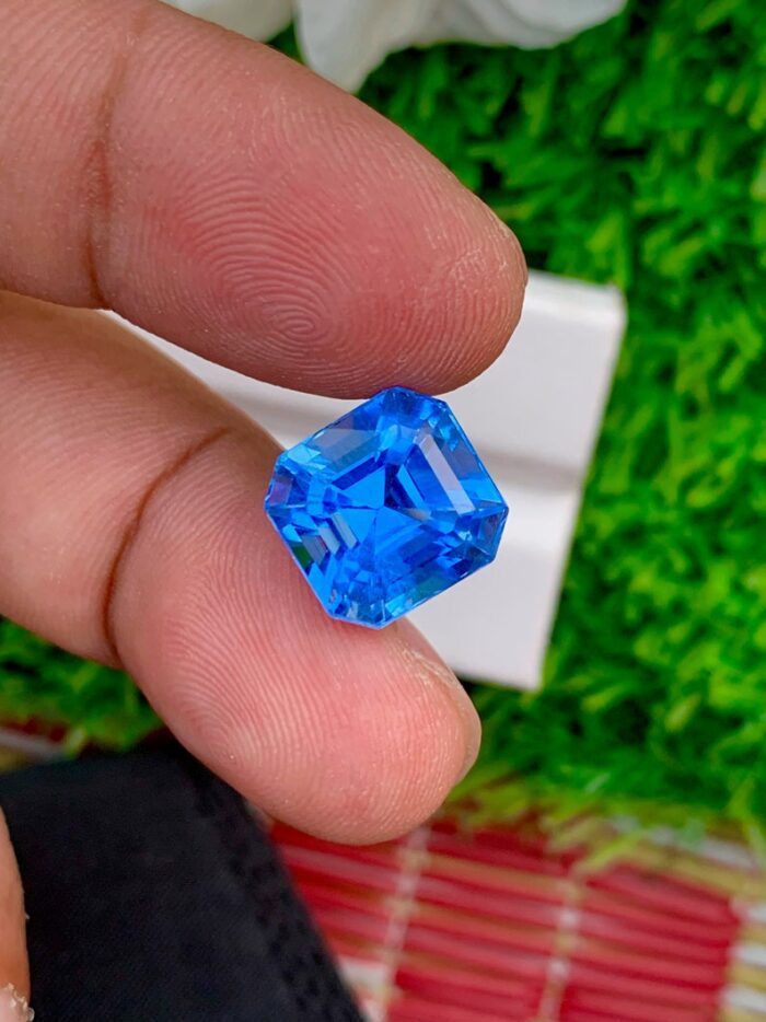 aquamarine stone